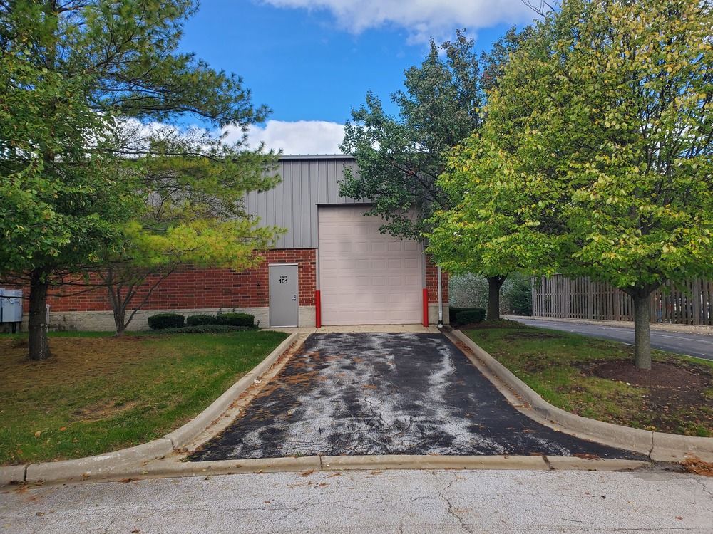 470 W Roosevelt Rd, West Chicago, IL 60185